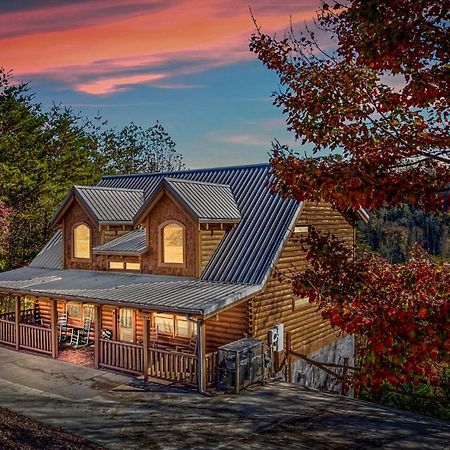 Bearfoot Pines - True Log Cabin - Wi-Fi, Hot Tub, Fishing, Deck With Views! - Mins To Pf Sevierville Extérieur photo