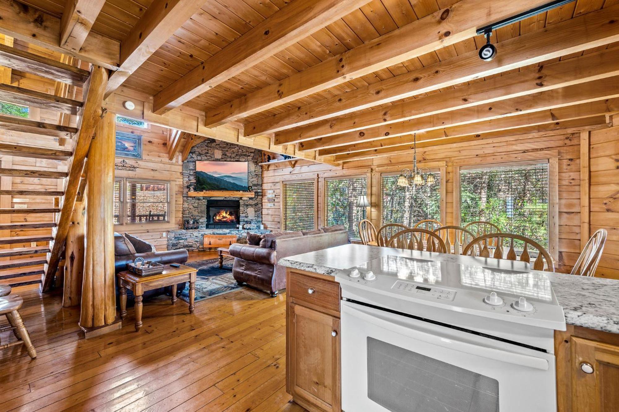 Bearfoot Pines - True Log Cabin - Wi-Fi, Hot Tub, Fishing, Deck With Views! - Mins To Pf Sevierville Extérieur photo